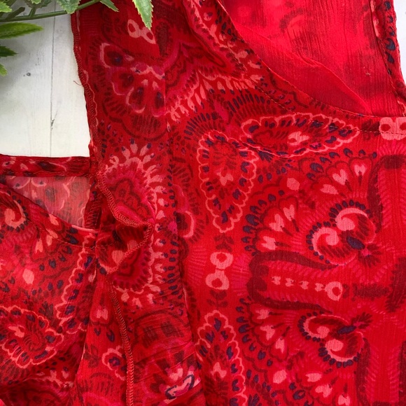 Bell Sleeve Cold-Shoulder Boho Patterned Blouse - Picture 3 of 8